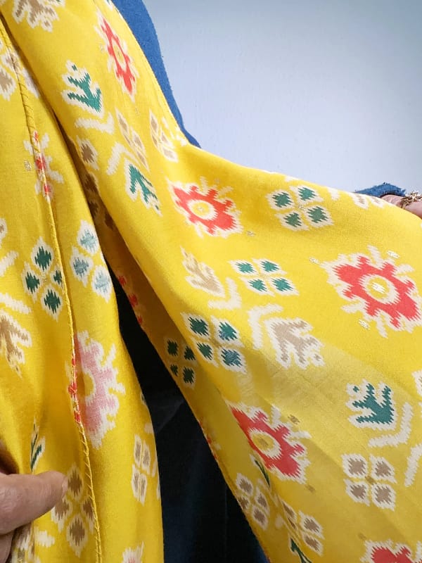 2025-03-24 13.42.39 copy Vegan Seide Schal – handgefärbt, inspiriert vom Frühling