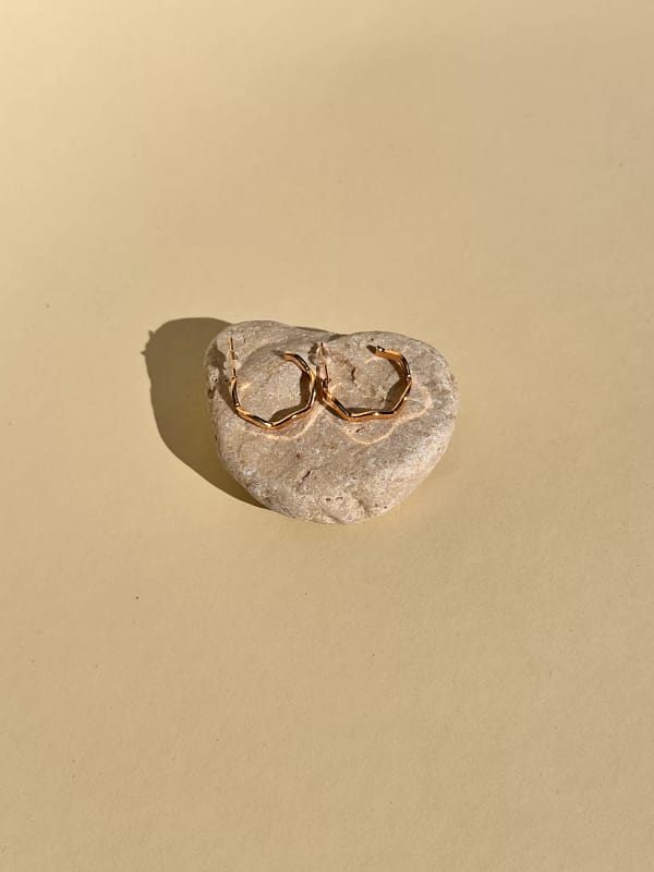 Wavy Hoops Gold