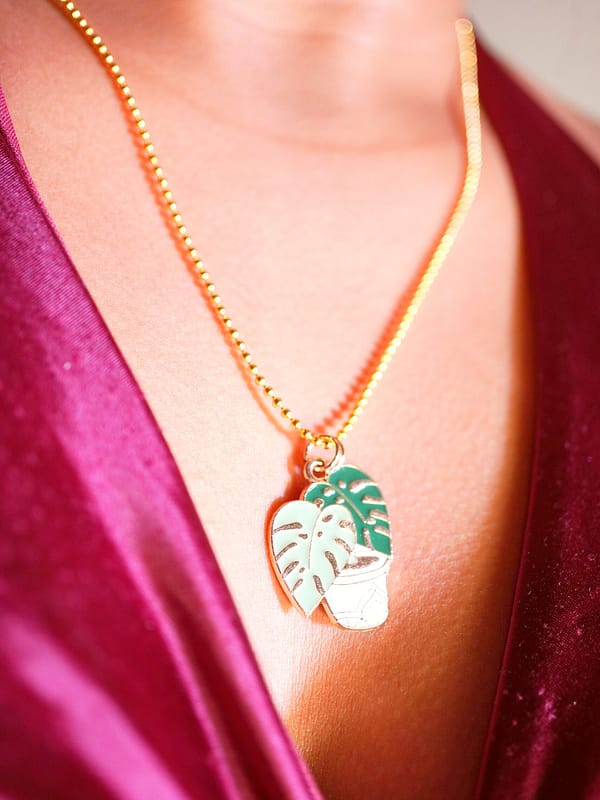 bright_DSC00561 Urban Jungle – Halskette mit Monstera-Blatt