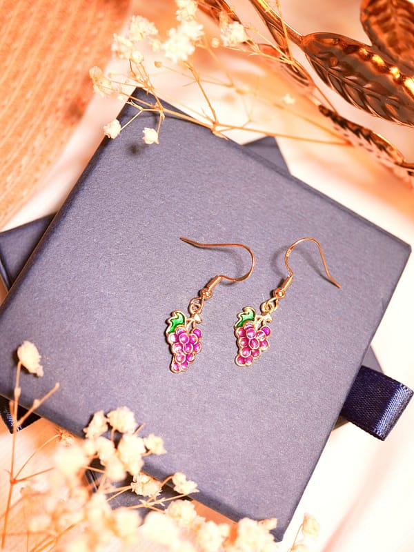 bright_DSC00778 Weinrebenzauber – Emaille-Ohrringe