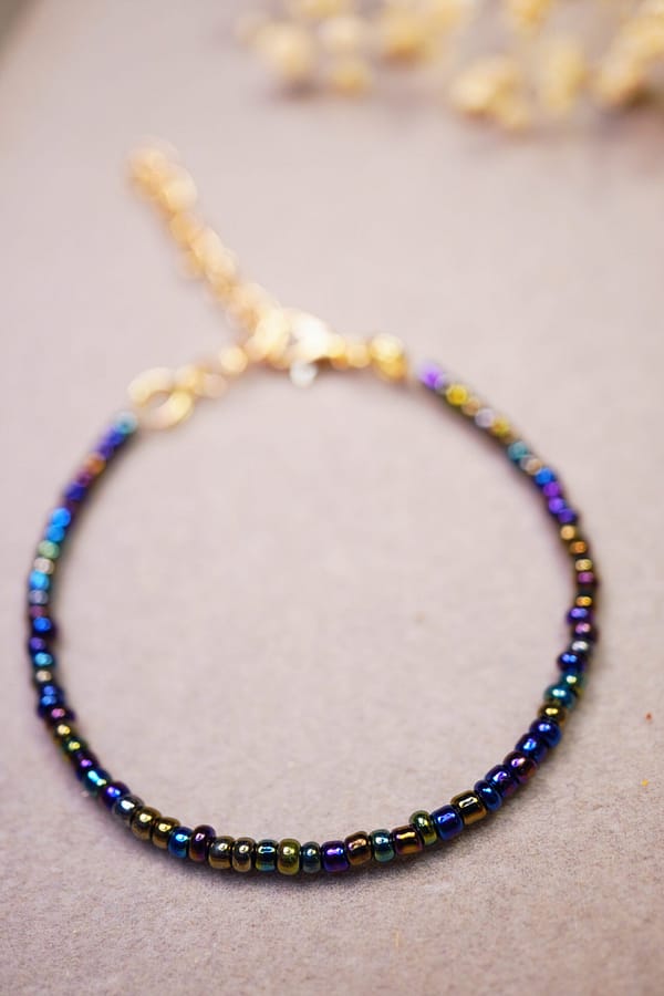 Perlenarmband „Galaxieglanz“ – Mystisch & Modern