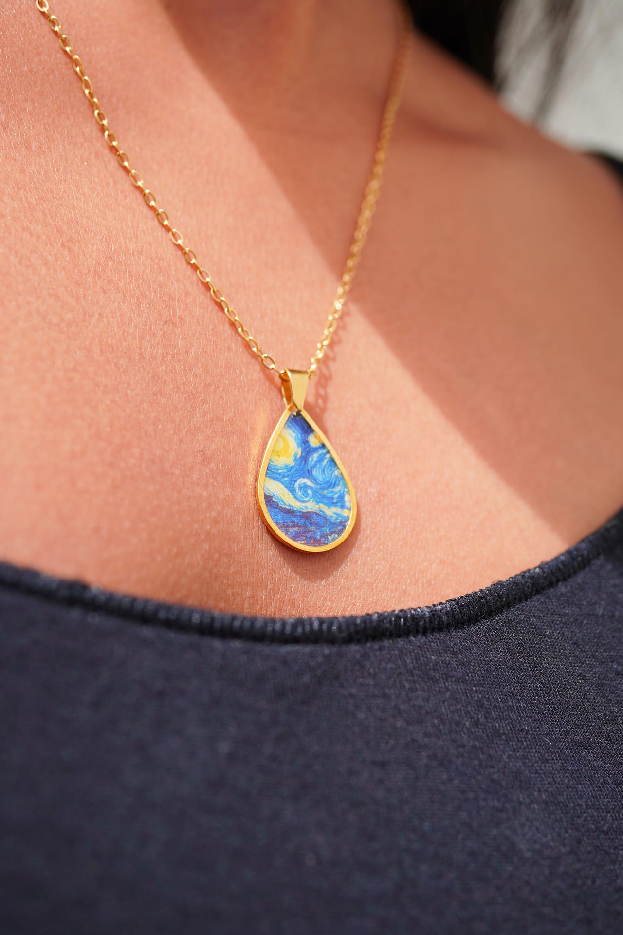 Van Gogh "Sternennacht" Kette – Tropfen-Anhänger | 925 Silber oder 18k Vergoldete Kette | Edelstahl | Anlaufsicher | Geschenk für Sie